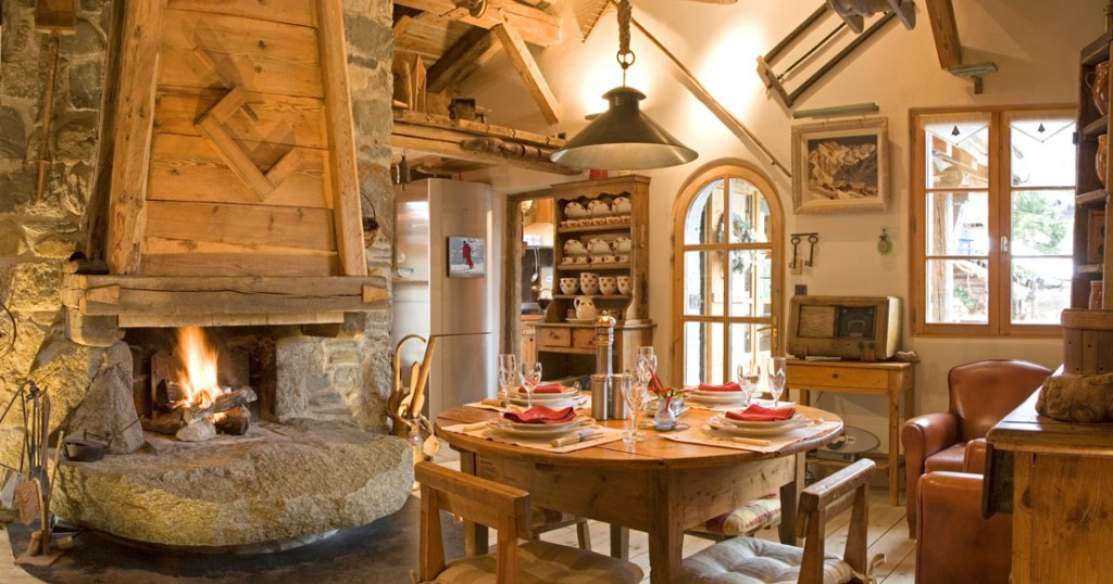 Chalet les trolles location chalet luxe spa privatif cheminée Suite avec jacuzzi romantique chamonix